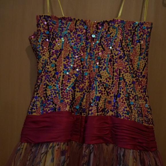 Jovani  Prom Dress Size 6 - Picture 4 of 5